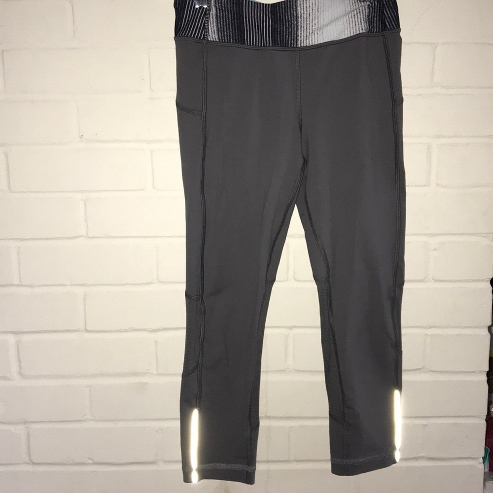 Ivviva Gray Crop Leggings